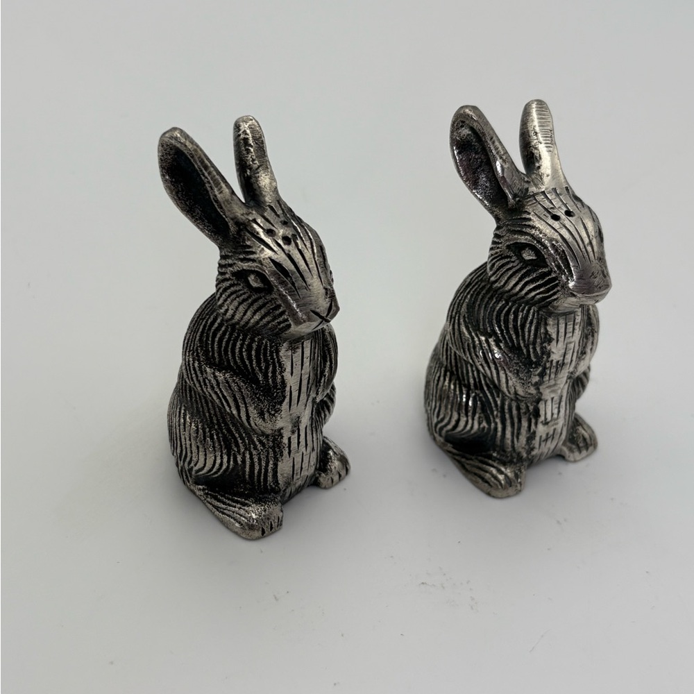 Vintage Pewter Bunny/Rabbit Salt and Pepper Shakers - Picture 2 of 11